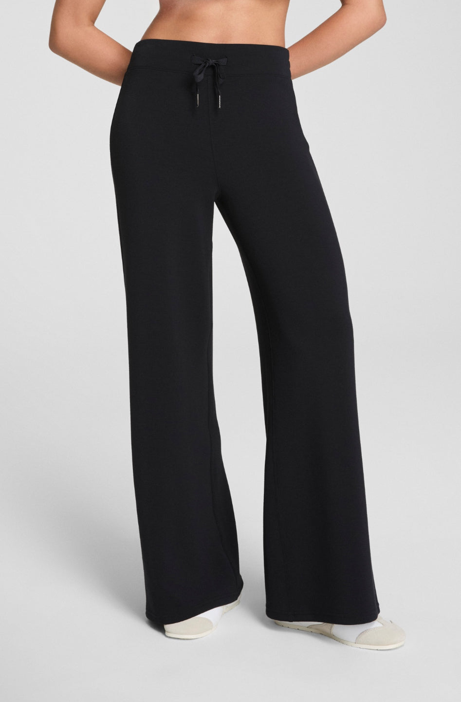 Airessentials Wide Leg Pant Very Black