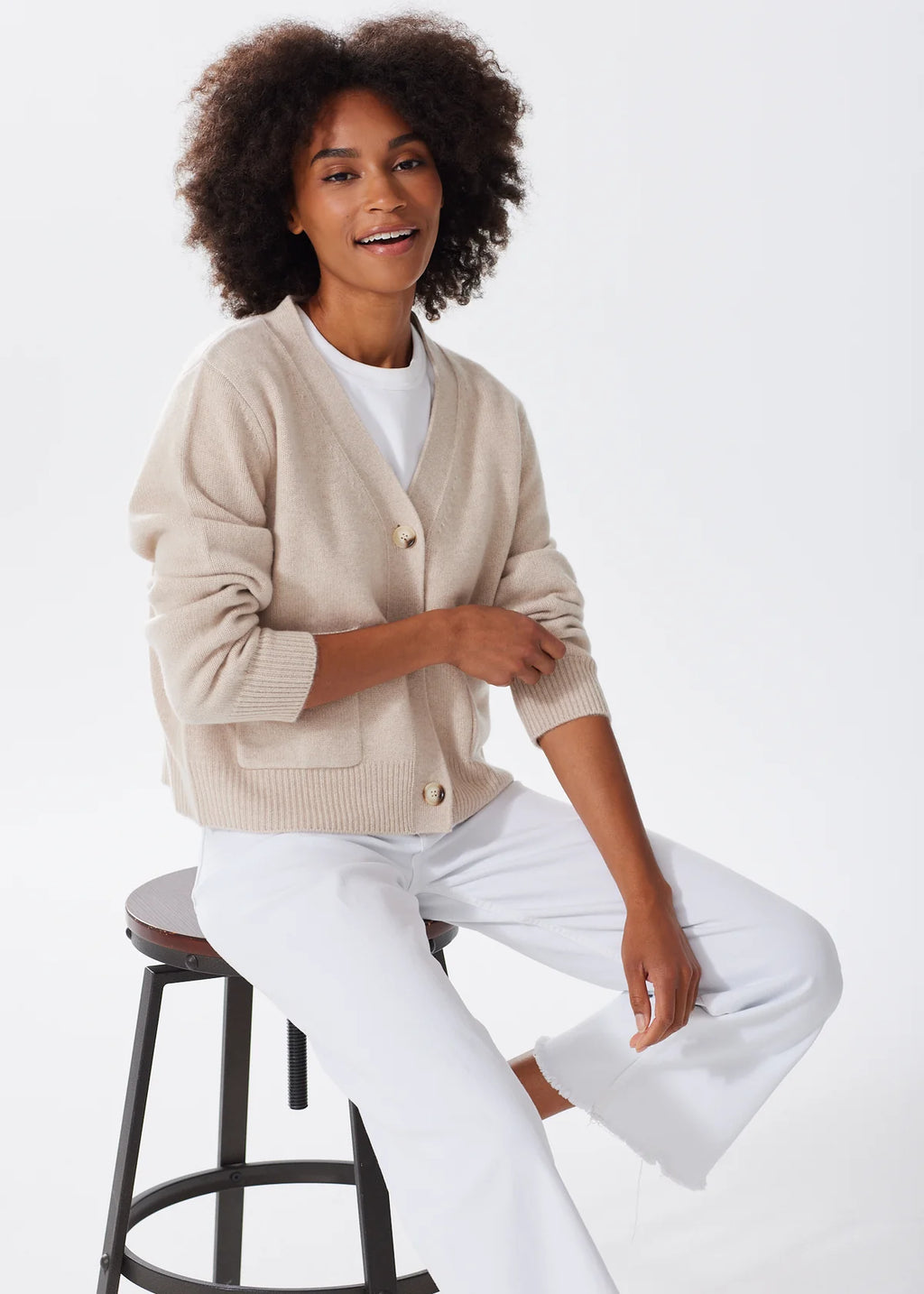 The Cashmere Cardigan Oatmeal