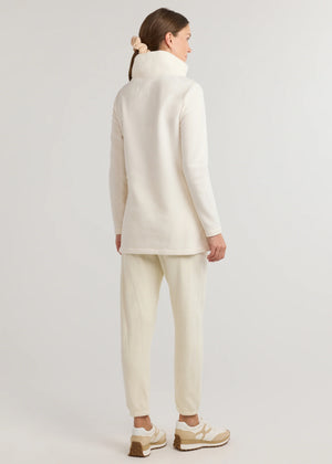 Long Wharf Turtleneck Cream