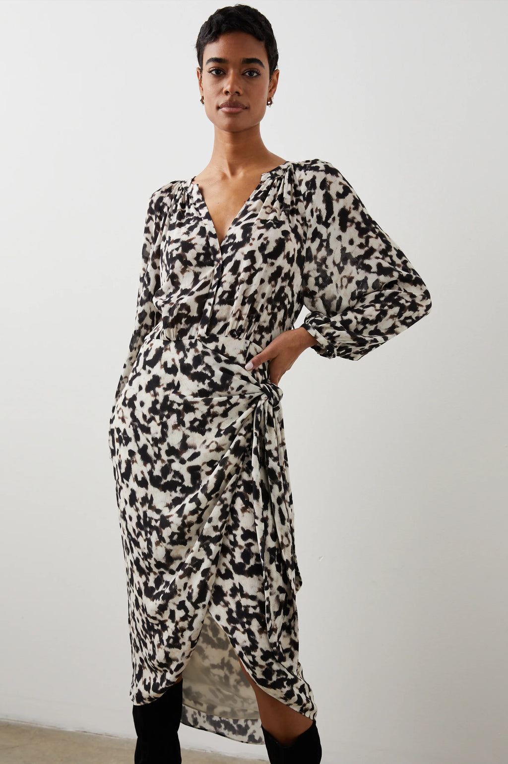 For the moments you want to look and feel your best, opt for the Tyra. Made from rayon chiffon in a neutral-colored yet bold animal print, this flowy long sleeve dress is ready to be dressed up or down for any occasion. 100% Rayon.